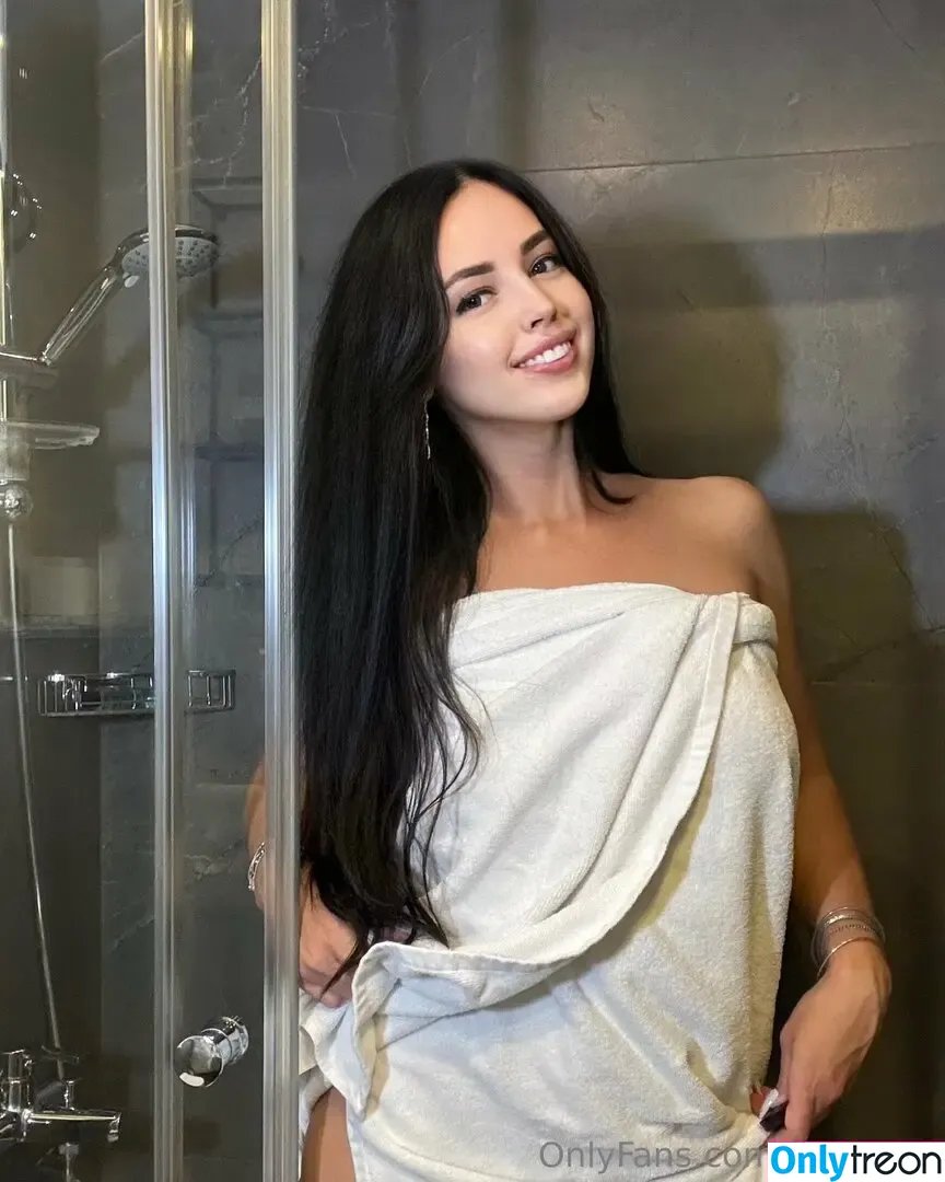 lia_verse nude photo #0012 (lia.verse)