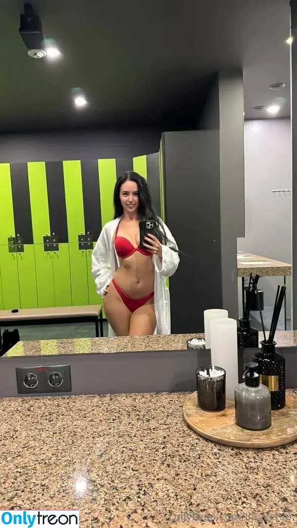 lia_verse nude photo #0032 (lia.verse)