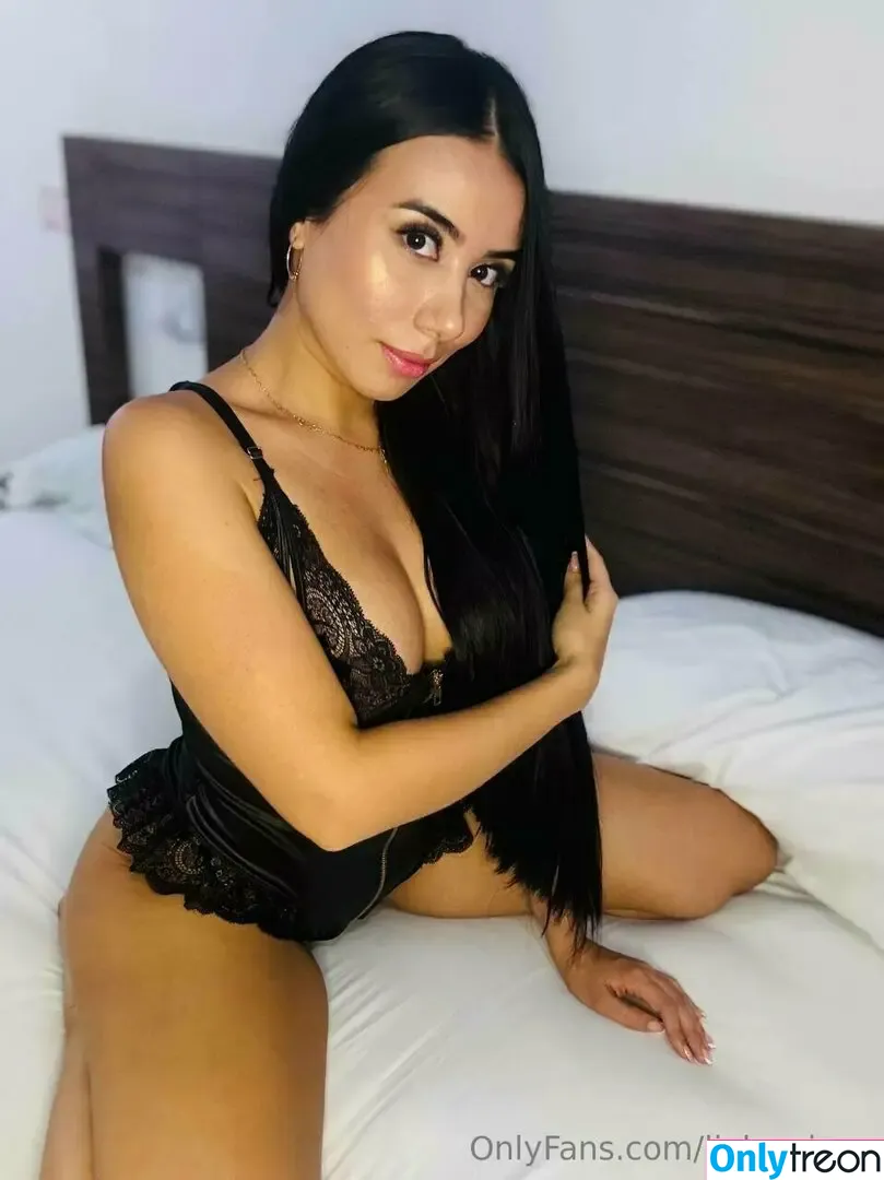liaharrisxx nude photo #0002 (liahharrisx)