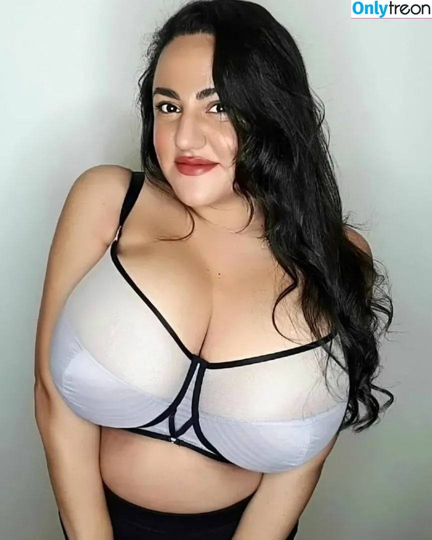 Liana голая photo #0093 (lia_g_official / lianaclay)
