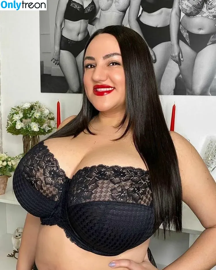 Liana голая photo #0103 (lia_g_official / lianaclay)