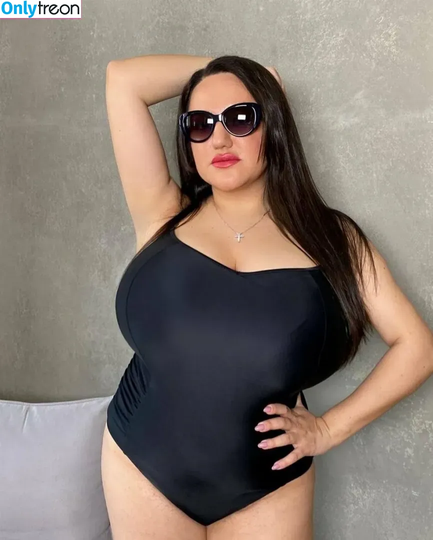 Liana голая photo #0125 (lia_g_official / lianaclay)