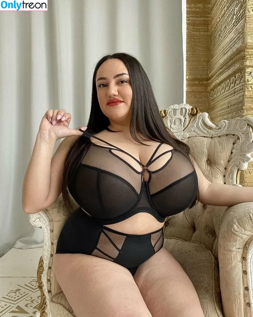 Liana голая photo #0147 (lia_g_official / lianaclay)