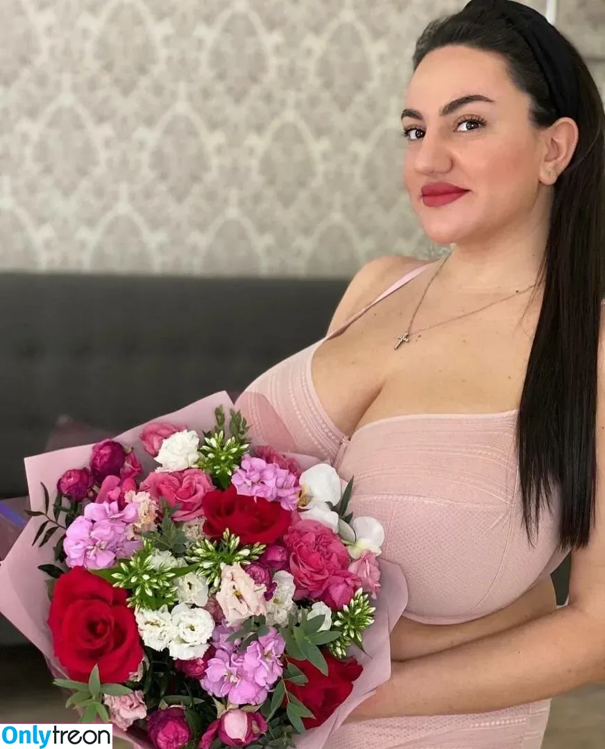 Liana голая photo #0160 (lia_g_official / lianaclay)
