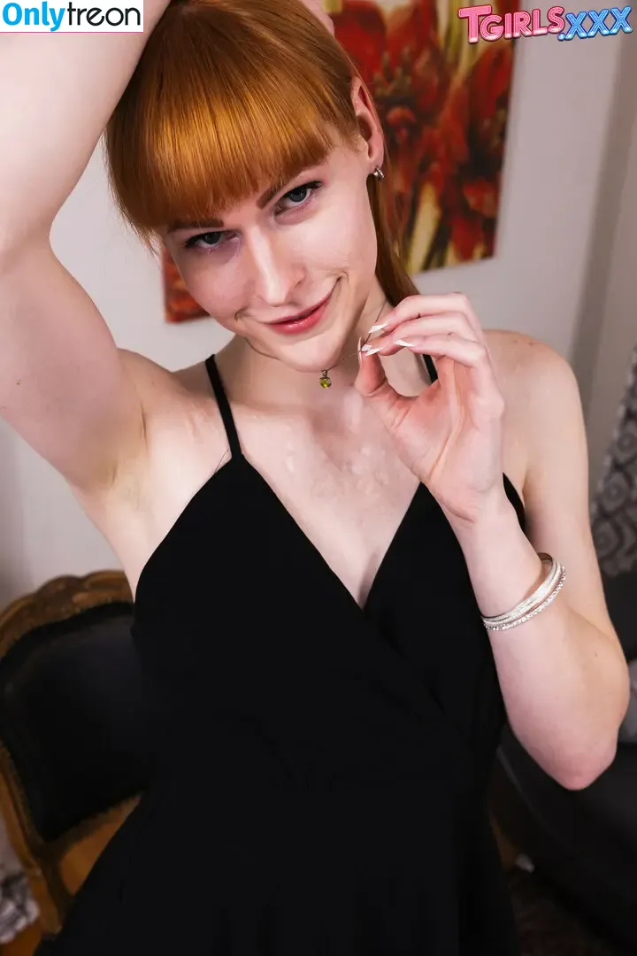 Lianna Lawson голая photo #0093 (liannalawson / solsuccy)