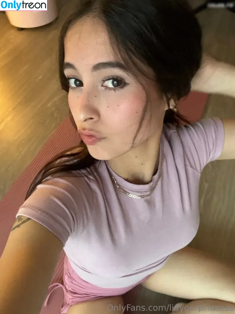 liayourprincess nude photo #0082 (lianaprincess)