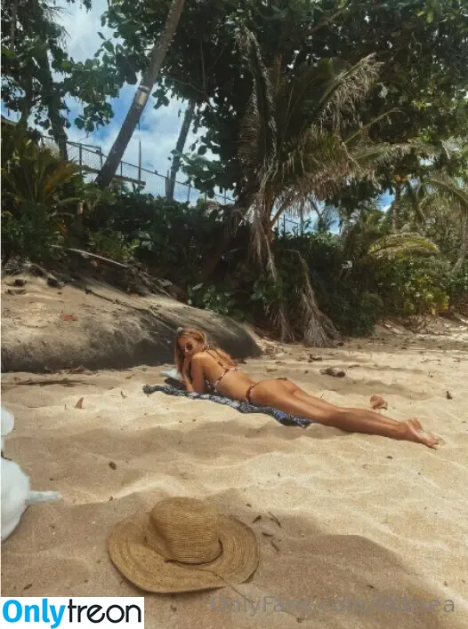 libbsea nude photo #0034 (libbycooper)