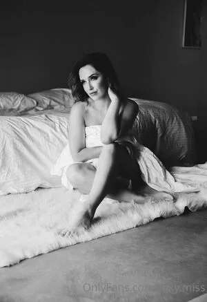 Libby Hopwood / foxy.miss / libby_hopwood nude photo #0009