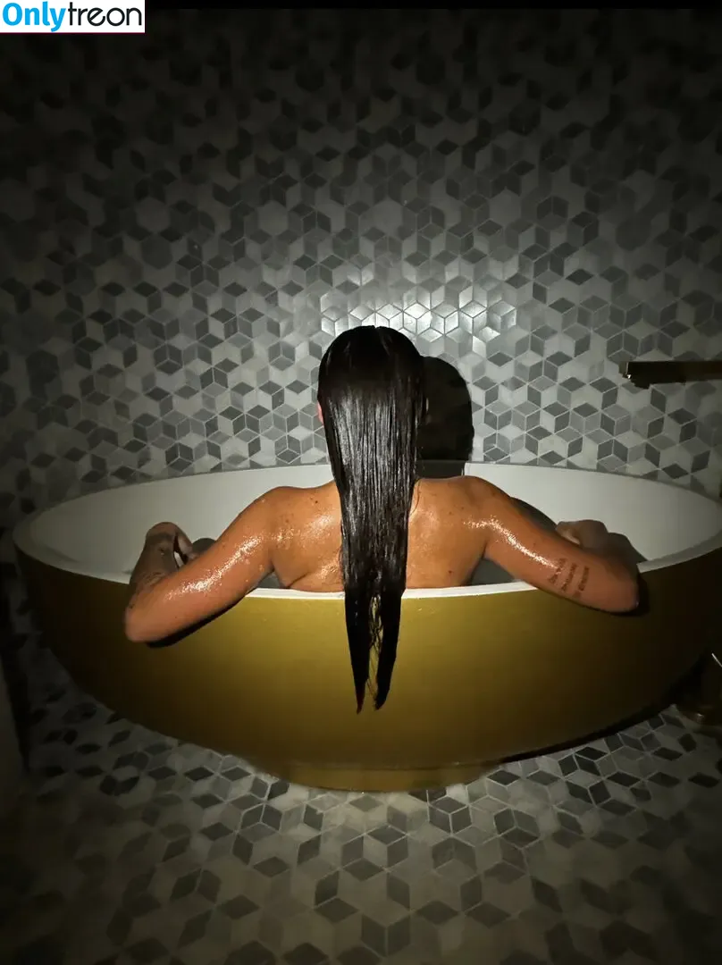 libbymae2468 голая photo #0092 (libbymae24)