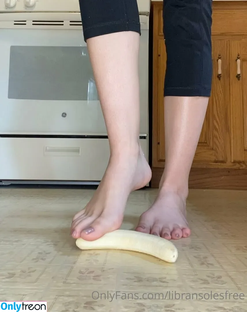 libransoles nude photo #0001 (cutestfeetworld)