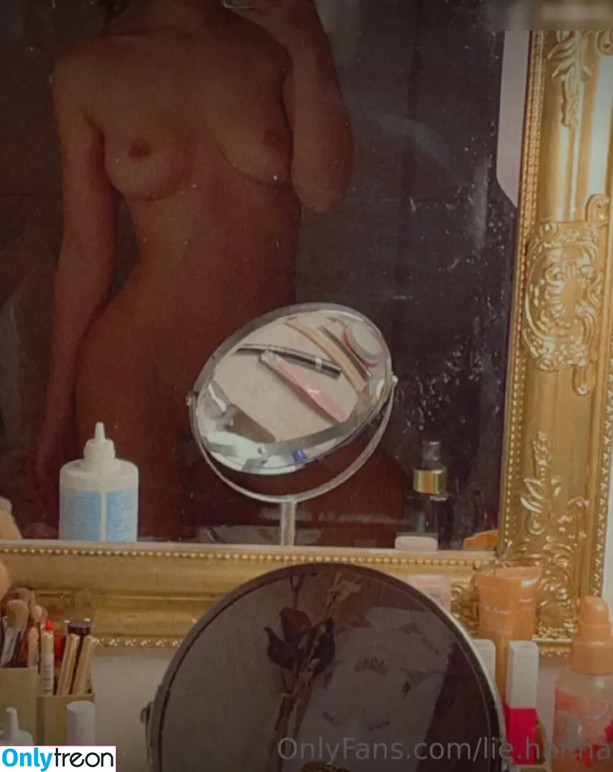 lie.hanna nude photo #0005 (lie.hanna)
