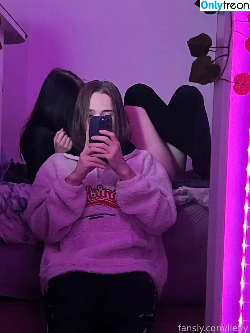 liefly nude photo #0006 (lieflyy)