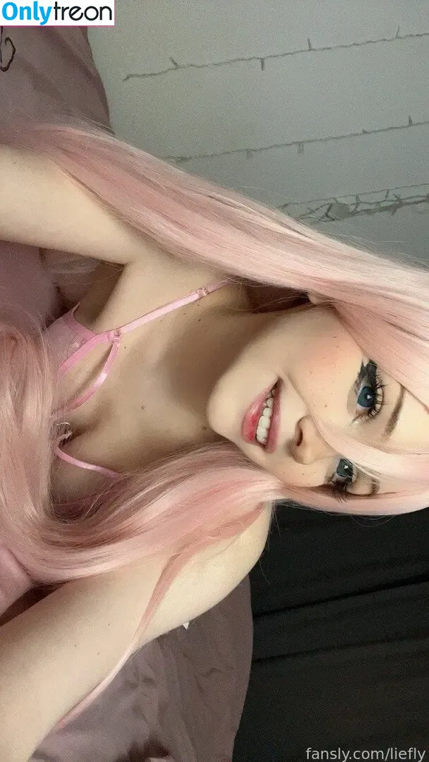 liefly nude photo #0059 (lieflyy)