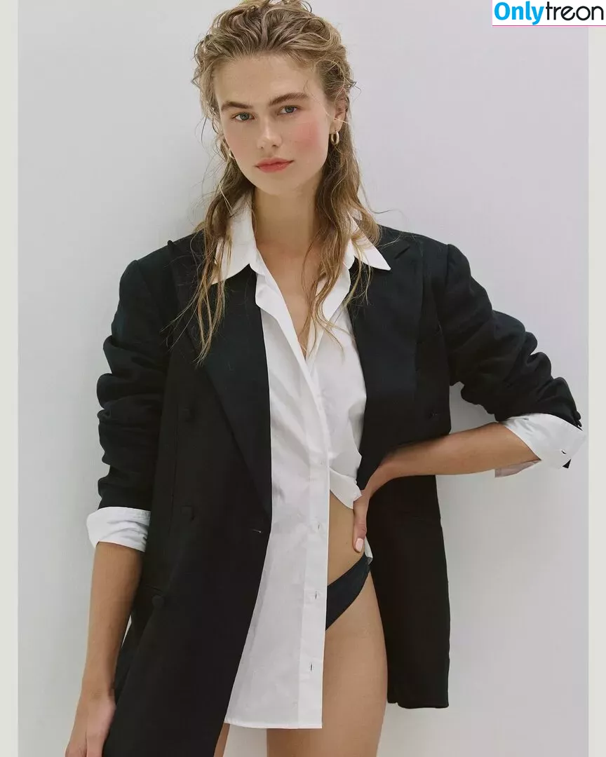 Lieke Van Der Hoorn nude photo #0045 (liekevdhoorn)