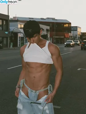 lifeofalexjames / alxjames nude photo #0228