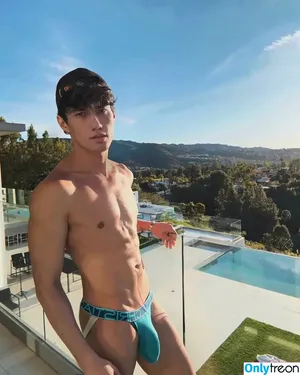 lifeofalexjames / alxjames nude photo #0276