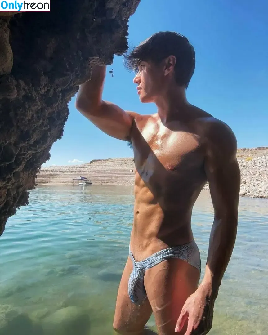 lifeofalexjames nude photo #0232 (alxjames)