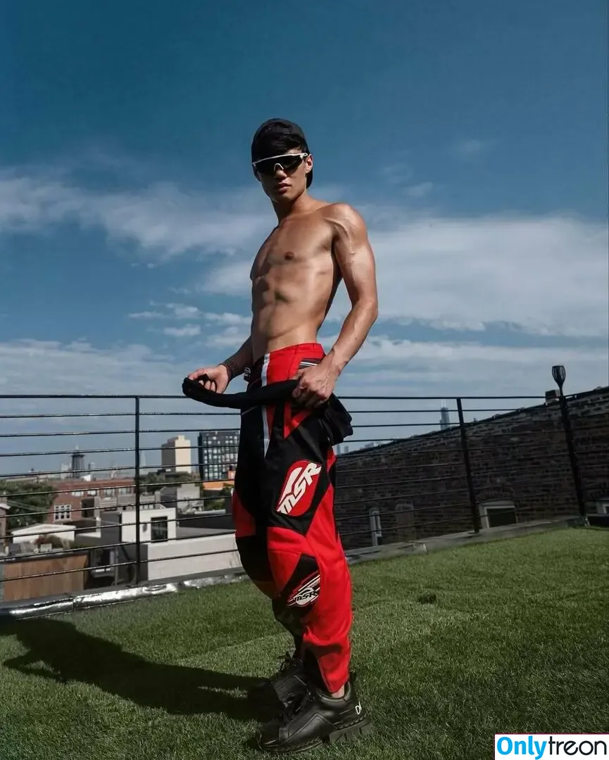 lifeofalexjames голая photo #0283 (alxjames)
