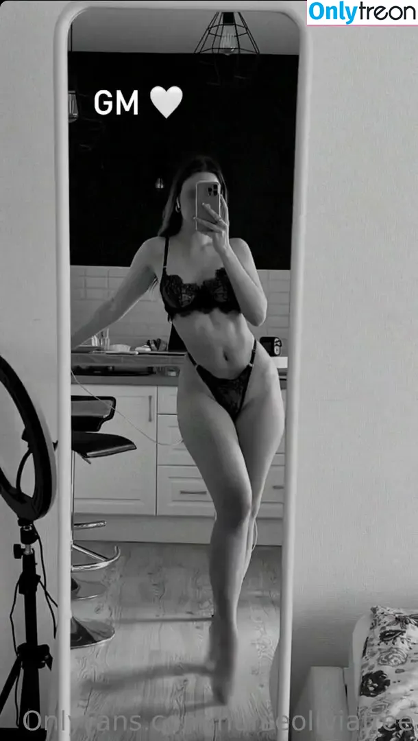 lifeofoliviafree nude photo #0022 (lifeofolivla)