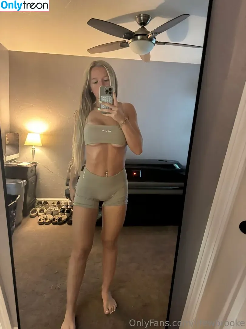 lifewbrooke nude photo #0079 (llifewbrookee)