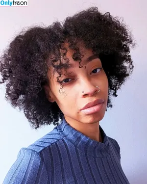 lightskin /  / beautiful.lightskins / light skin / mixed black & white girl nude photo #0169