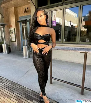 lightskinkim / kim / lightskinkimmm nude photo #0049