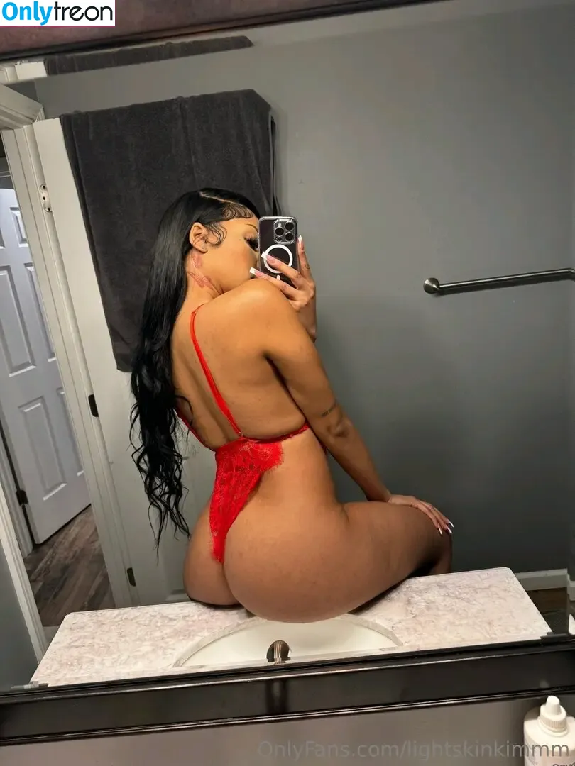 lightskinkim nude photo #0010 (kim / lightskinkimmm)