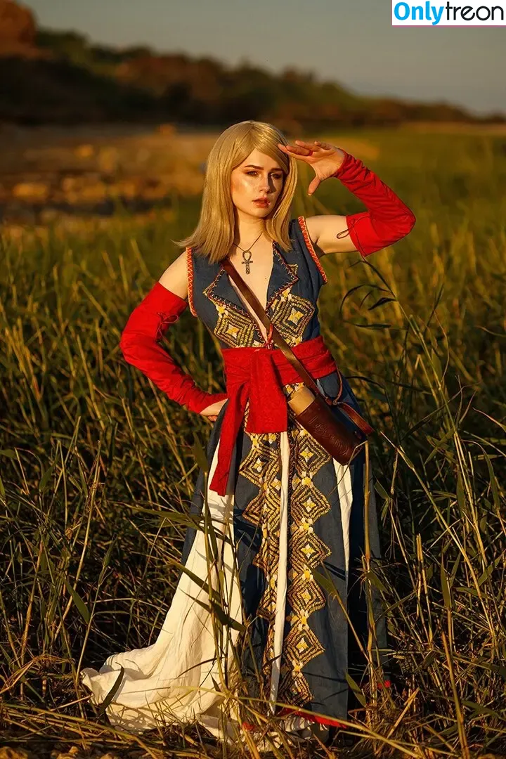 Likeassassin голая photo #0802 (Christina Volkova)