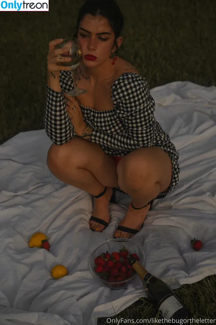 likethebugortheletter nude photo #0076 (likethebugortheletter)