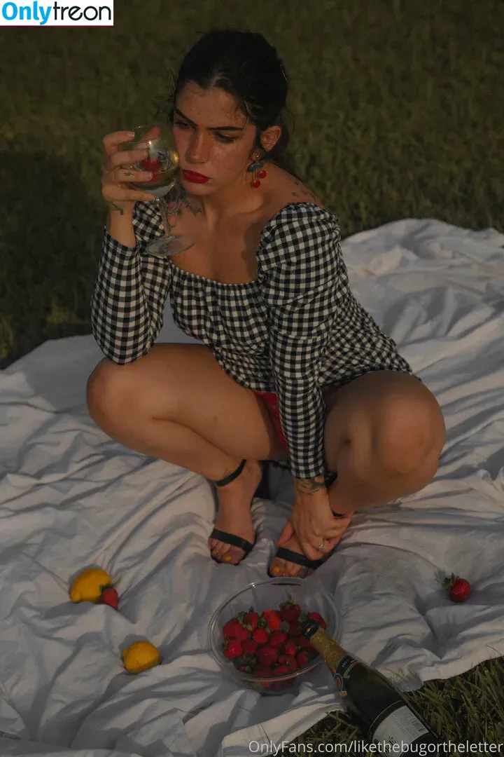 likethebugortheletter nude photo #0077 (likethebugortheletter)