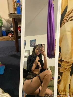 Lil Asian Princess / temptresstay nude photo #0006