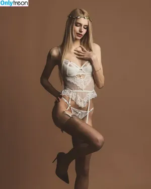 Lil.babyghoul / lil.babyghoul_backup nude photo #0011