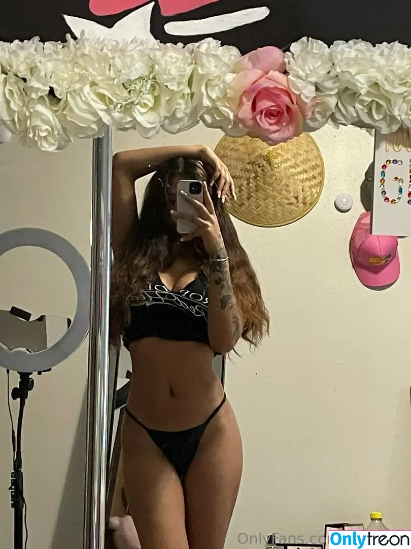 lil.bony1 nude photo #0048 (Bonnie / babybonnie115 / lil.bony)
