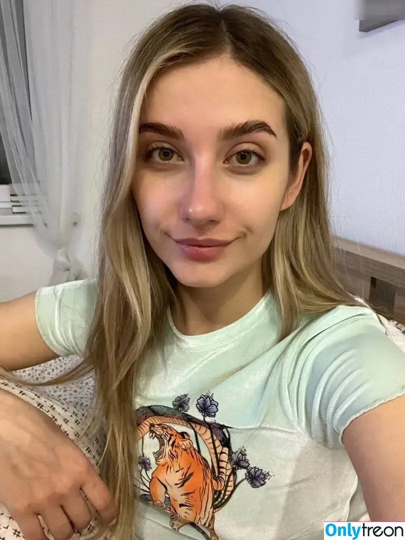 Lil_Eva nude photo #0037 (lil_evaa_free / lil_evaa_me)