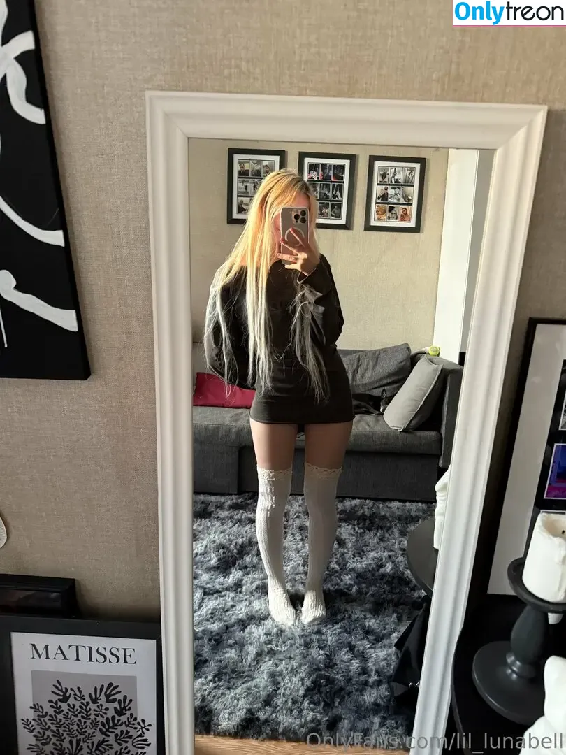 lil_lunabell nude photo #0049 (lill.unabelle)