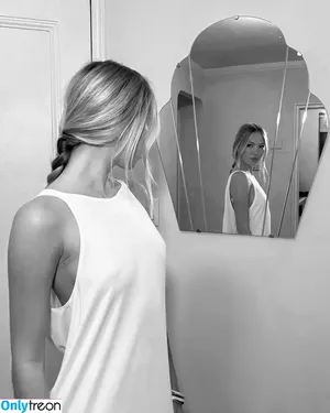 Lila Moss / lilamoss фото голая #0026