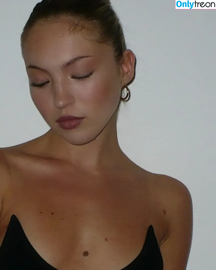 Lila Moss голая photo #0078 (lilamoss)