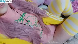 lilaclychee / lilacchee nude photo #0001