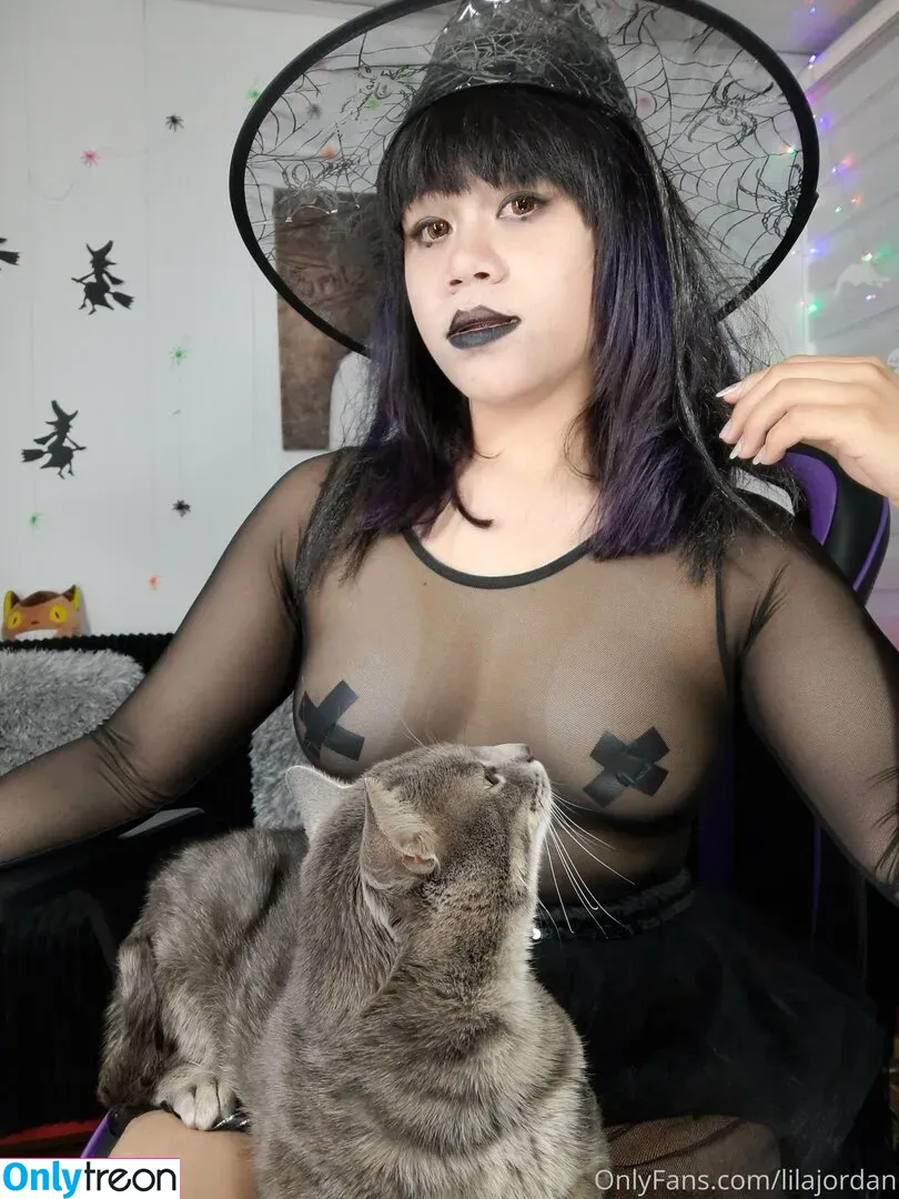 lilajordan голая photo #0367 (lilajordan_moon)