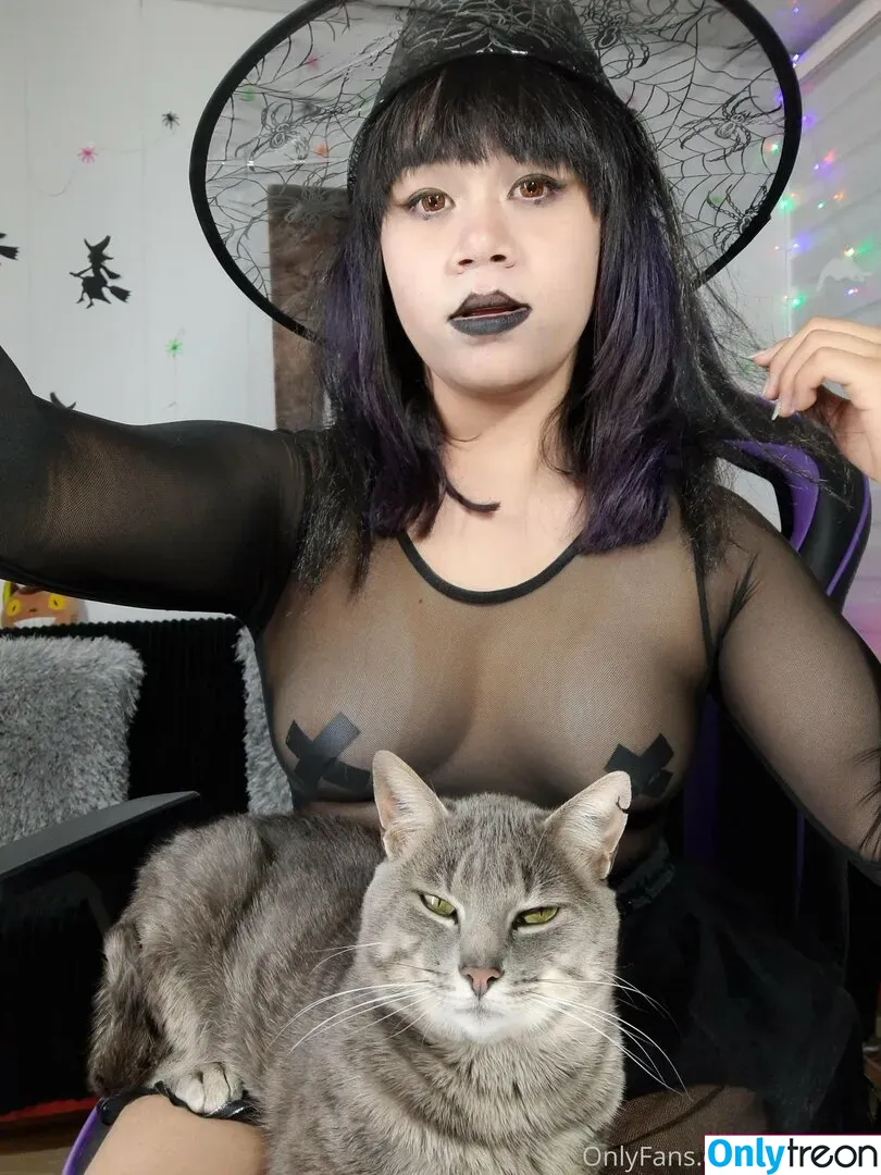 lilajordan голая photo #0368 (lilajordan_moon)