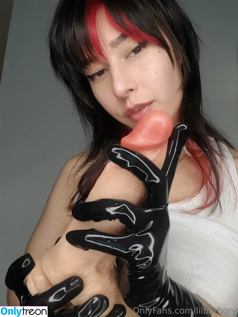 lilbathory nude photo #0274 (lil.bathory)