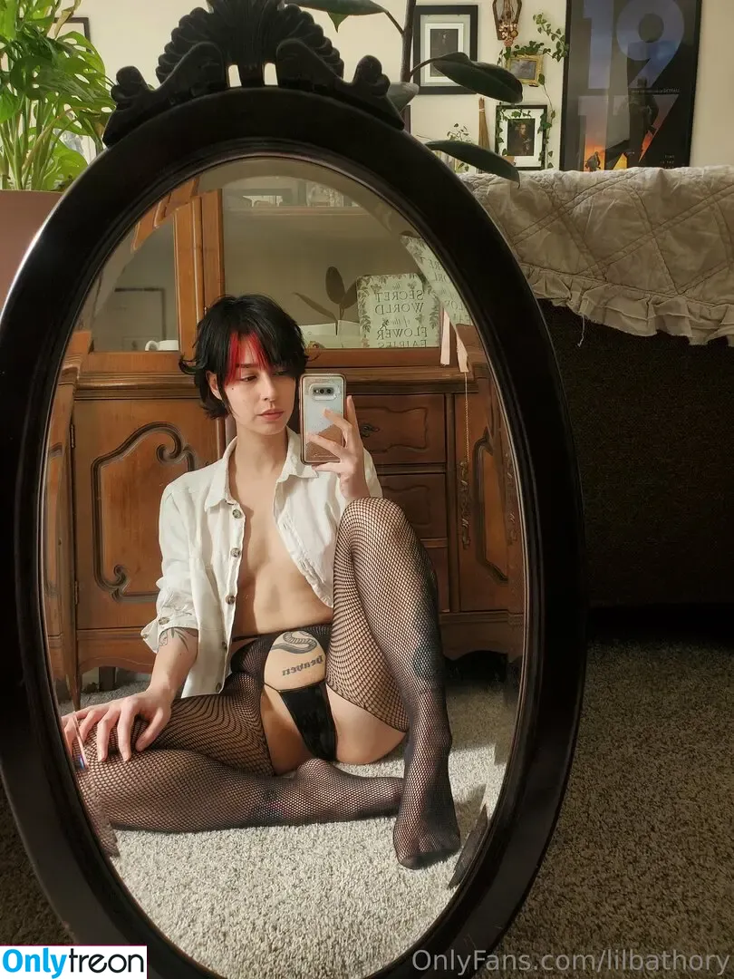 lilbathory nude photo #0290 (lil.bathory)