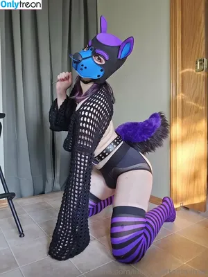 lilbun_cottontailfree / muthafuckinel_bow_knees nude photo #0022