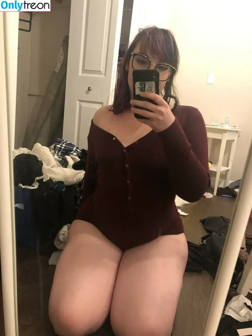 Lilbunnybab nude photo #0018 (Moonn-princesss / lilbunny.baby / lilbunnybabyx)