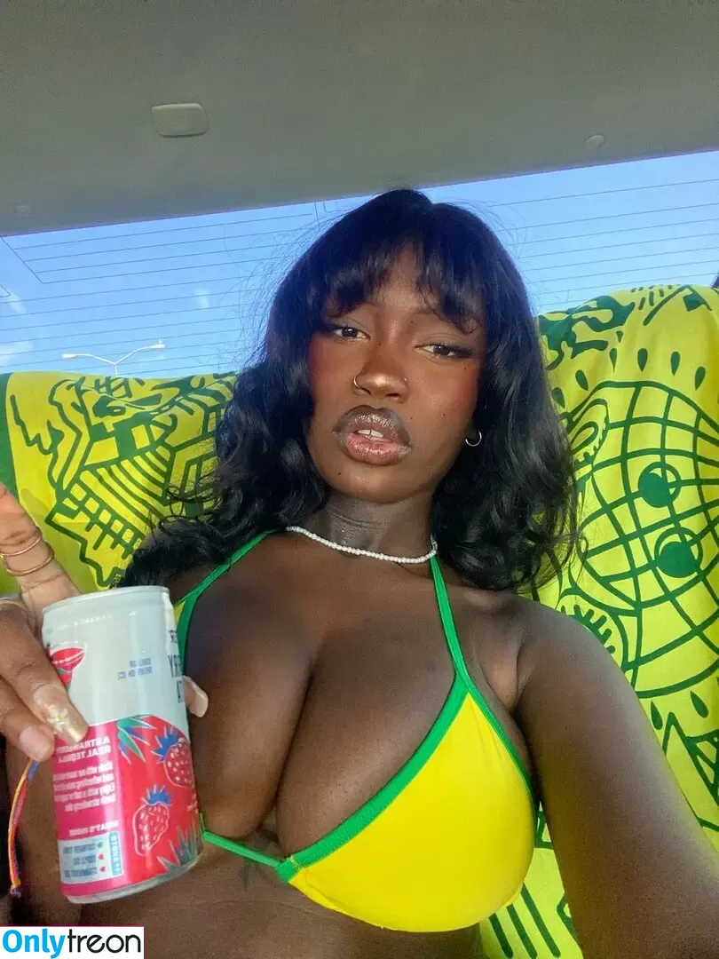 lilcozi nude photo #0013 (lilcozi)