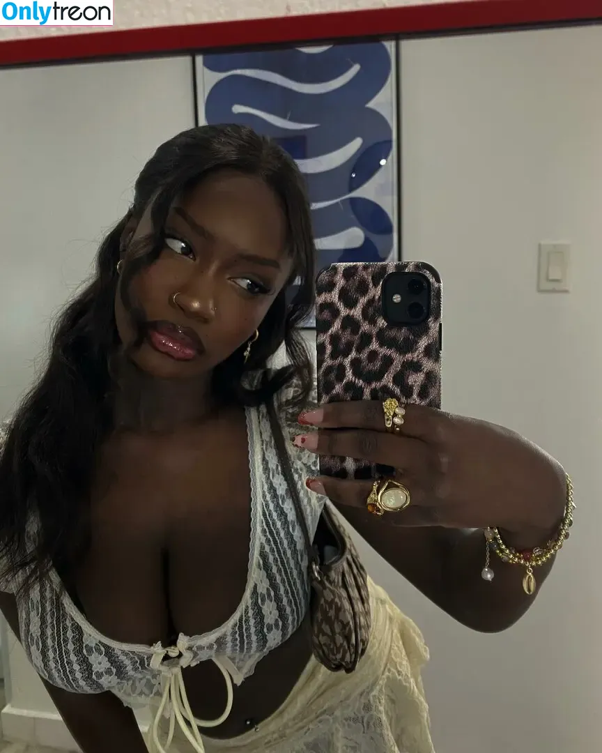 lilcozi nude photo #0061 (lilcozi)
