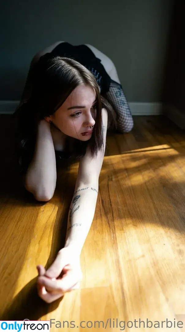 Lilgothbarbie nude photo #0088 (Lilgothbarbie)