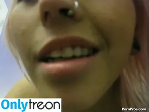 Lilhayleyrose / Hayden / haileyrosexxx / lil.hayleyrose nude photo #0037