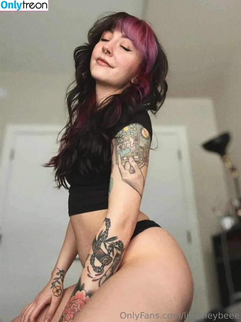 Lilhoneybeee nude photo #0023 (lilhoneybee_)