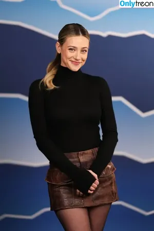 Lili Reinhart / Unpublished Photos / lilireinhart фото голая #0960